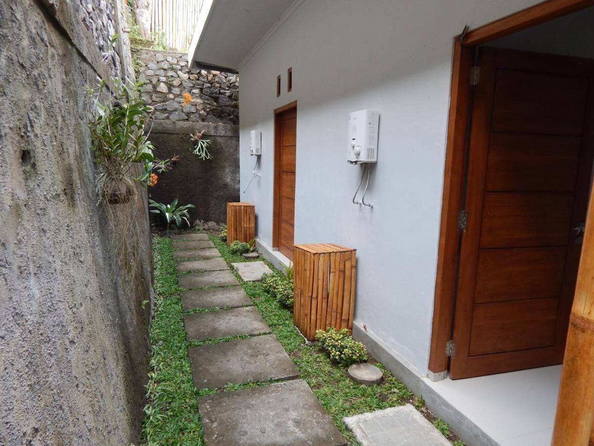 Made Oka Homestay And Warung Munduk Buitenkant foto