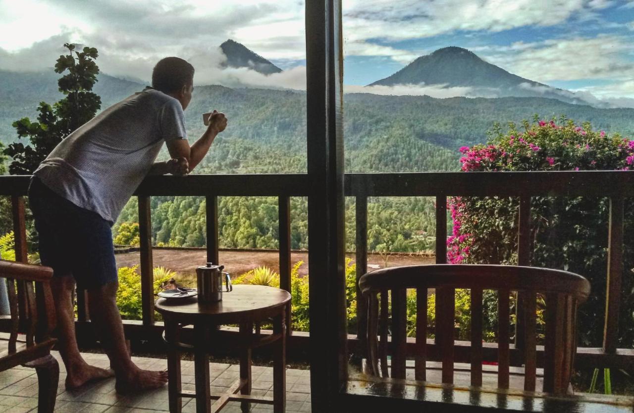Made Oka Homestay And Warung Munduk Buitenkant foto