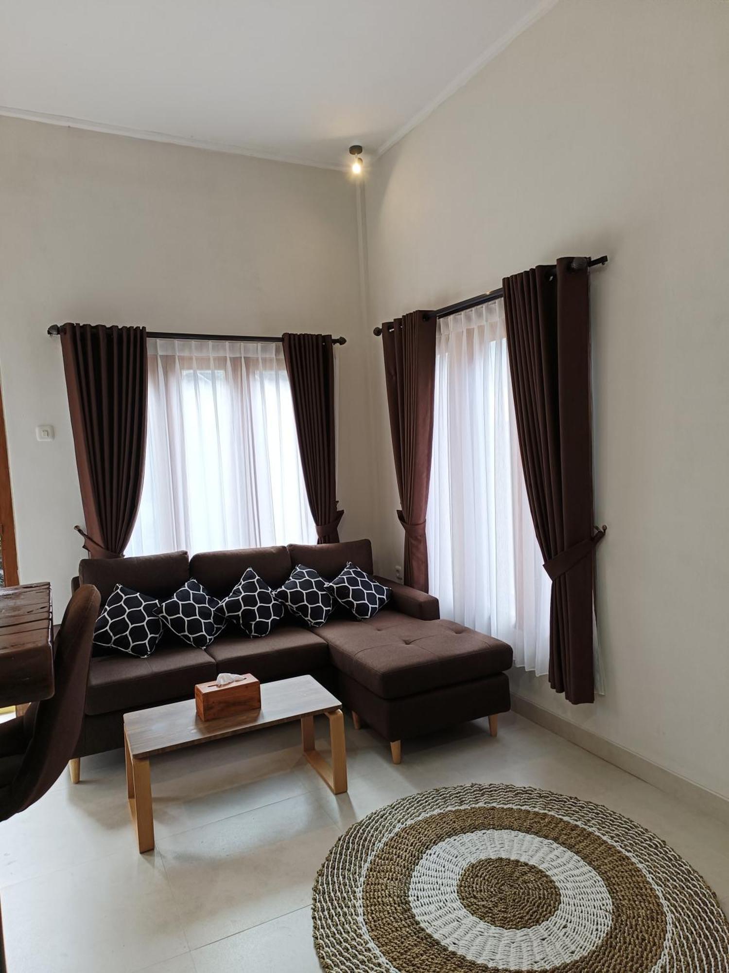 Made Oka Homestay And Warung Munduk Buitenkant foto