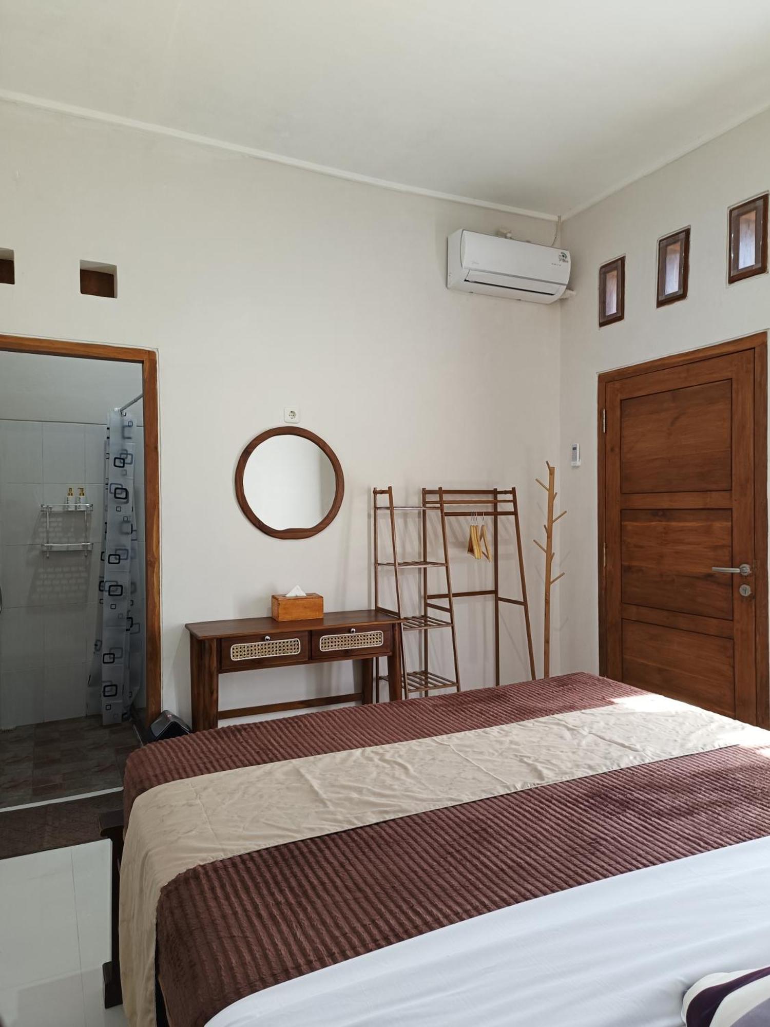 Made Oka Homestay And Warung Munduk Buitenkant foto