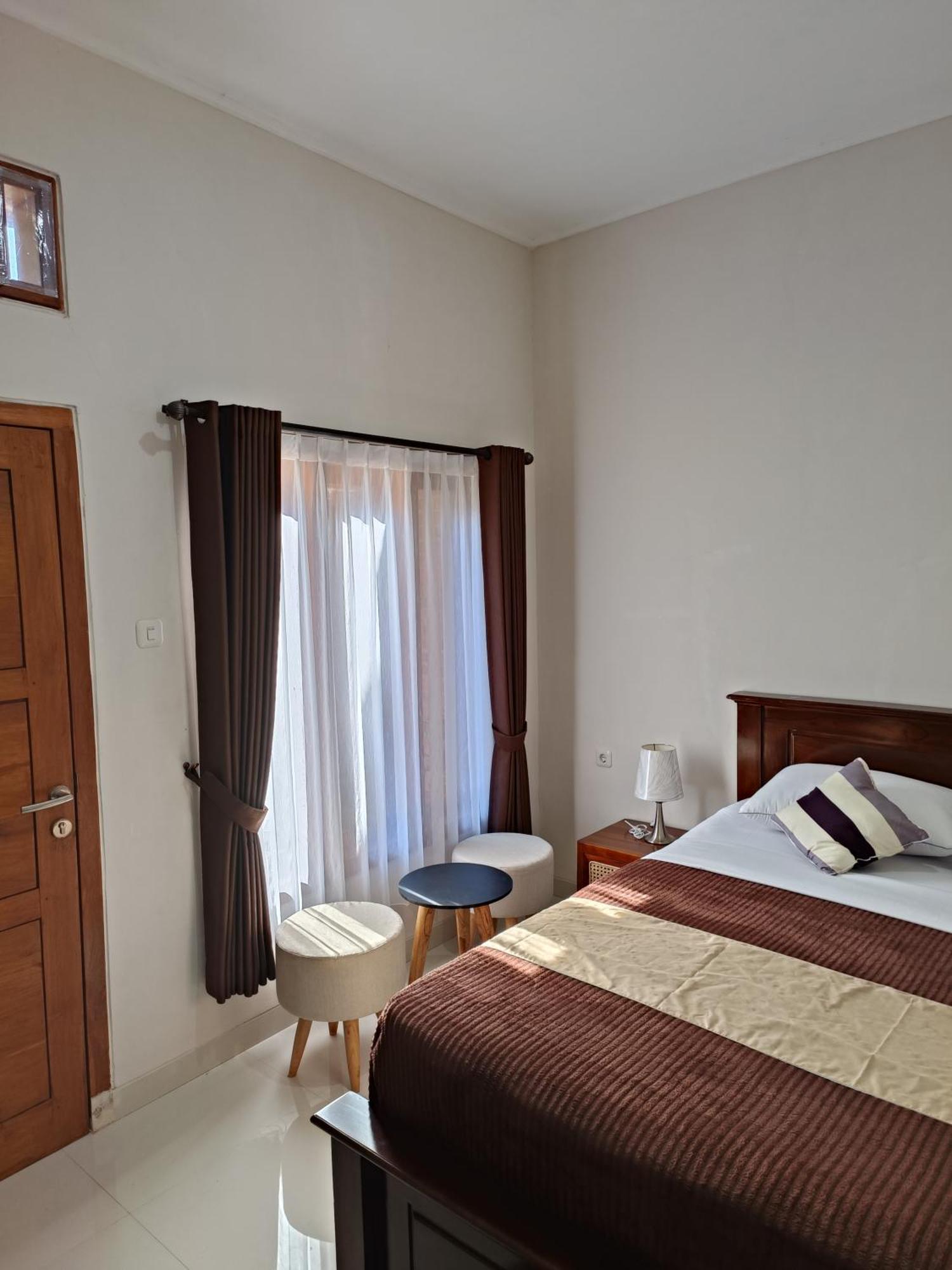 Made Oka Homestay And Warung Munduk Buitenkant foto