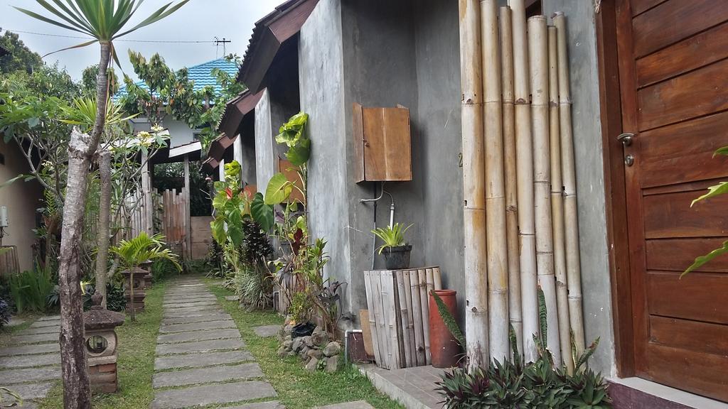 Made Oka Homestay And Warung Munduk Buitenkant foto