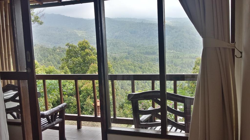 Made Oka Homestay And Warung Munduk Buitenkant foto